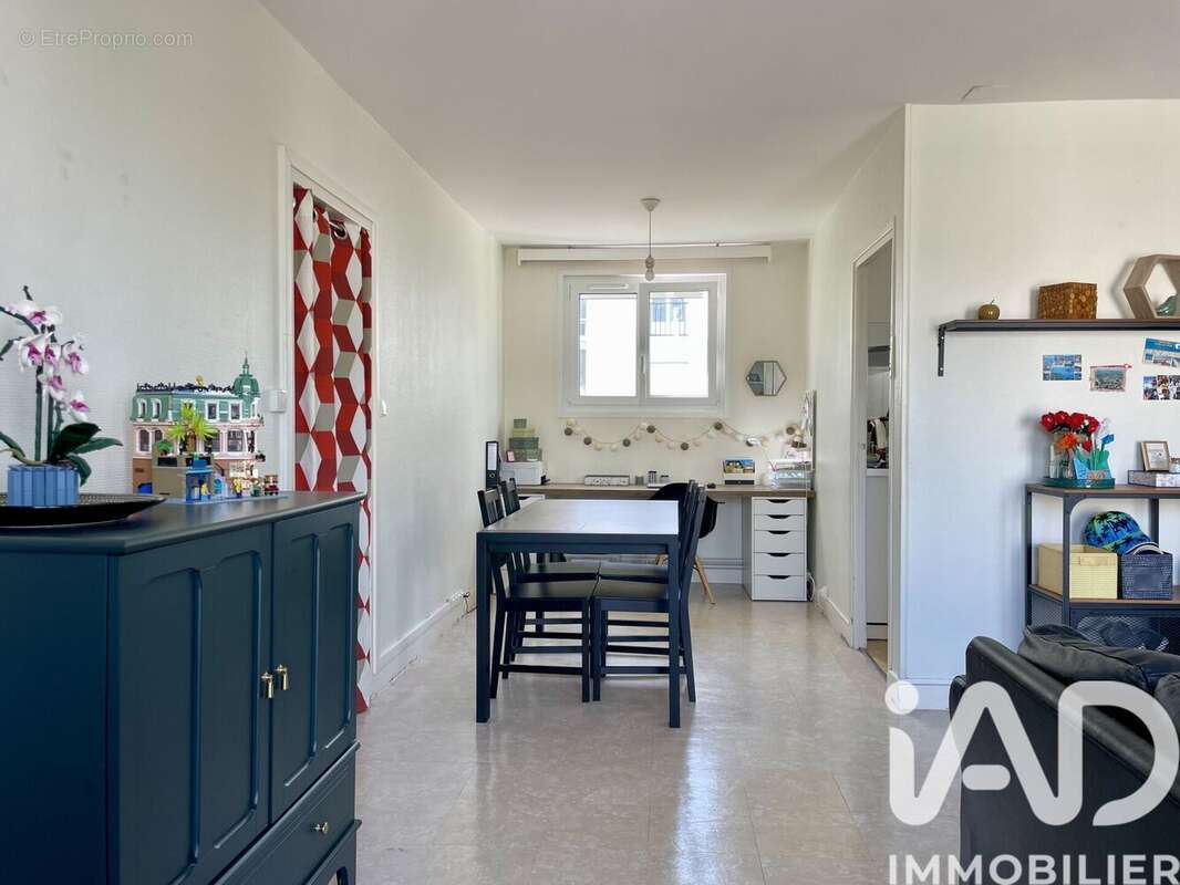 Photo 4 - Appartement à SAINT-JEAN-DE-BRAYE