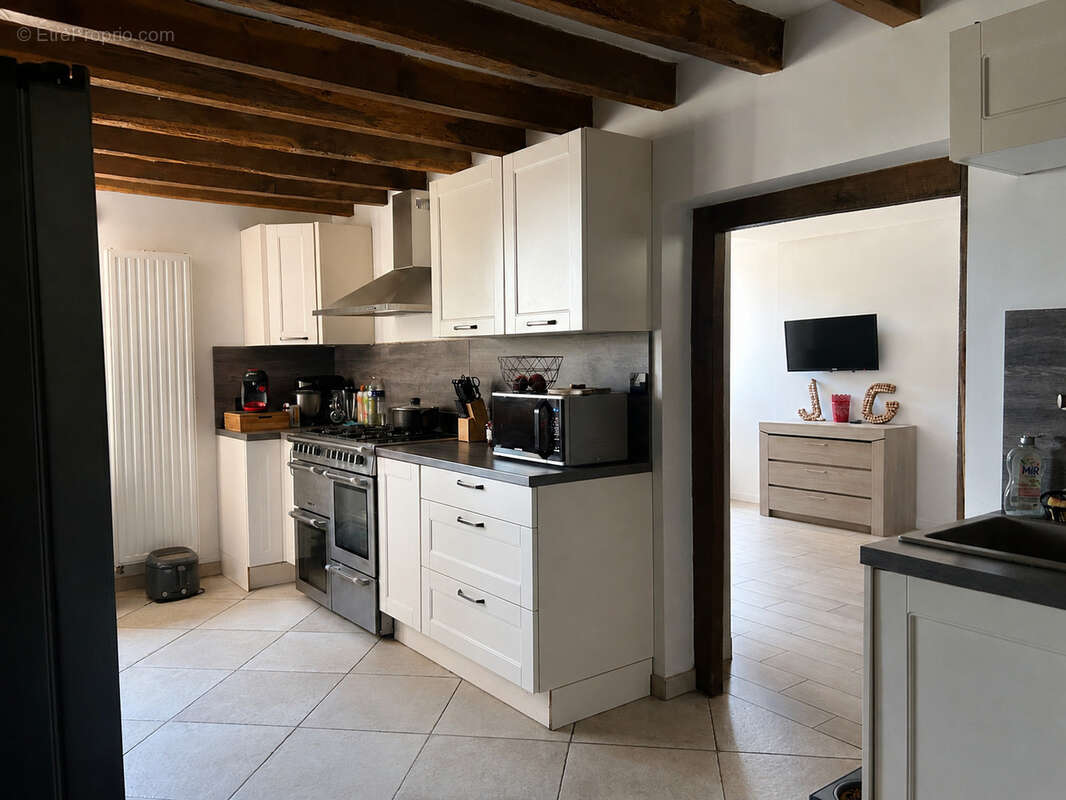 Propriété 3,7 ha : maison ancienne rénovée, mare, friche, bois, prairie - photo 6