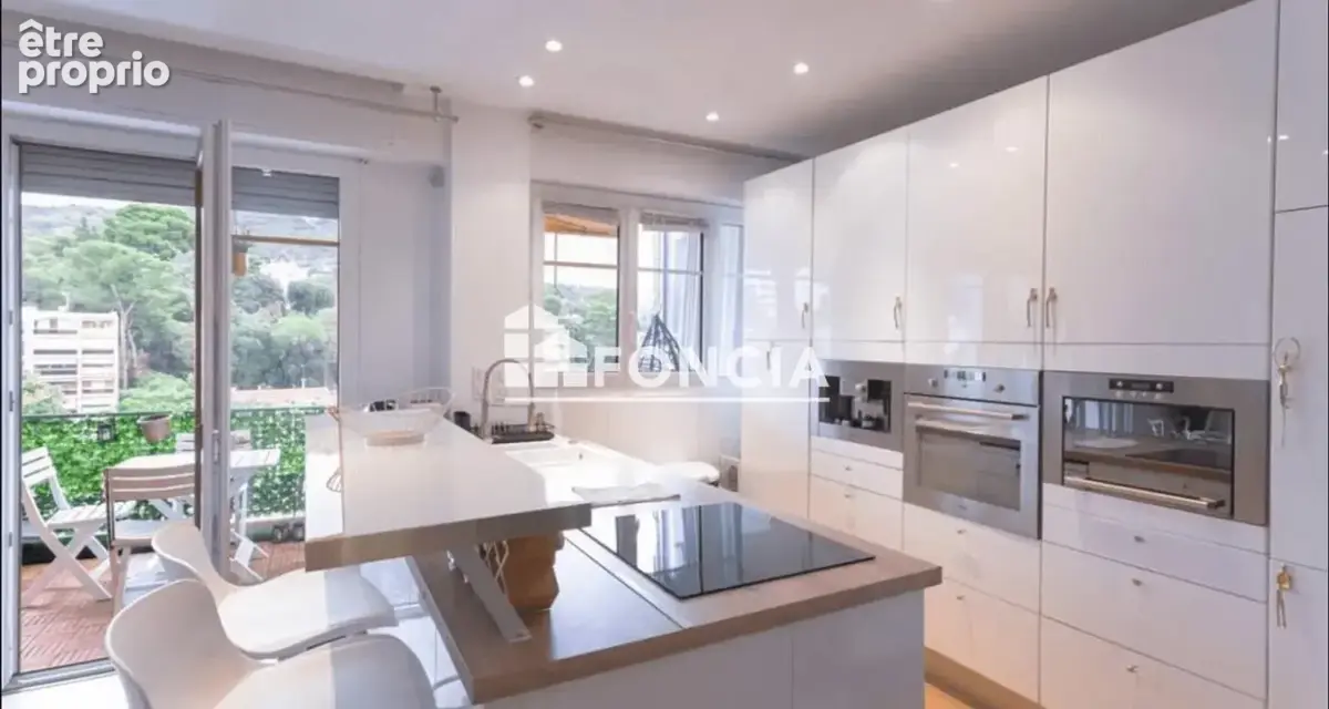 Square carnot t2 dernier etage de 53m2+terrasse 10m2+toit terrasse de 65m2+cave - photo 7
