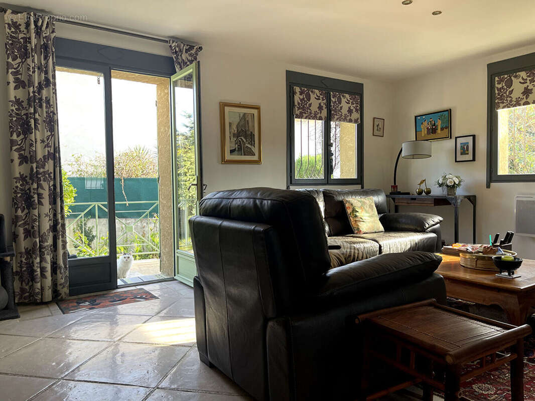 Autre à VILLENEUVE-LOUBET