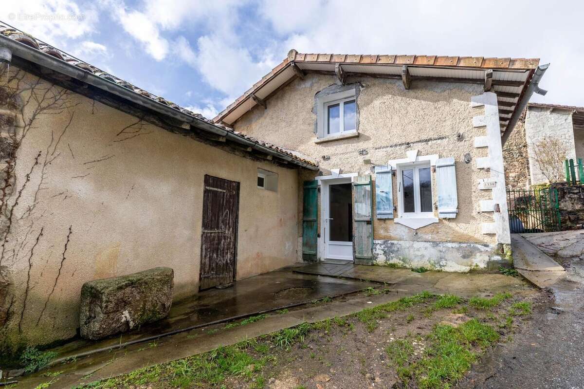 Photo 7 - Maison à NONTRON