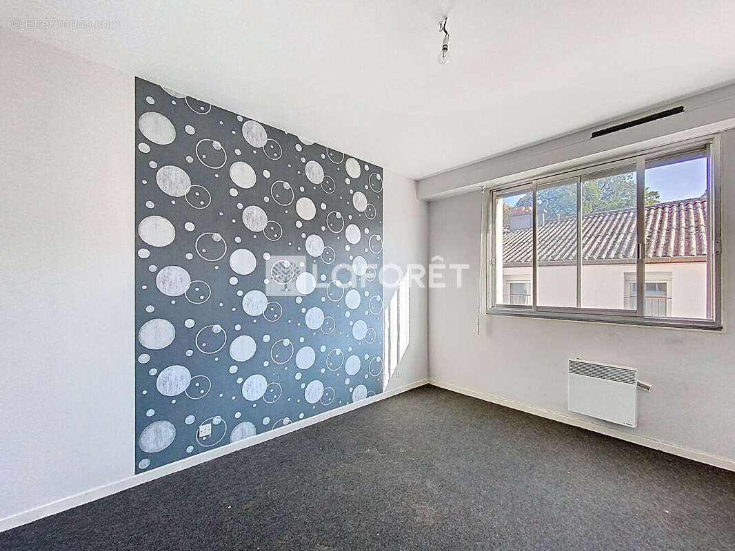 Appartement à CONTREXEVILLE