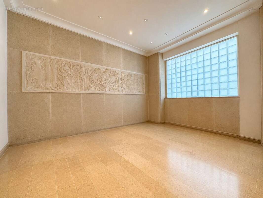 Appartement 99 m² à Paris-11e  - photo 6