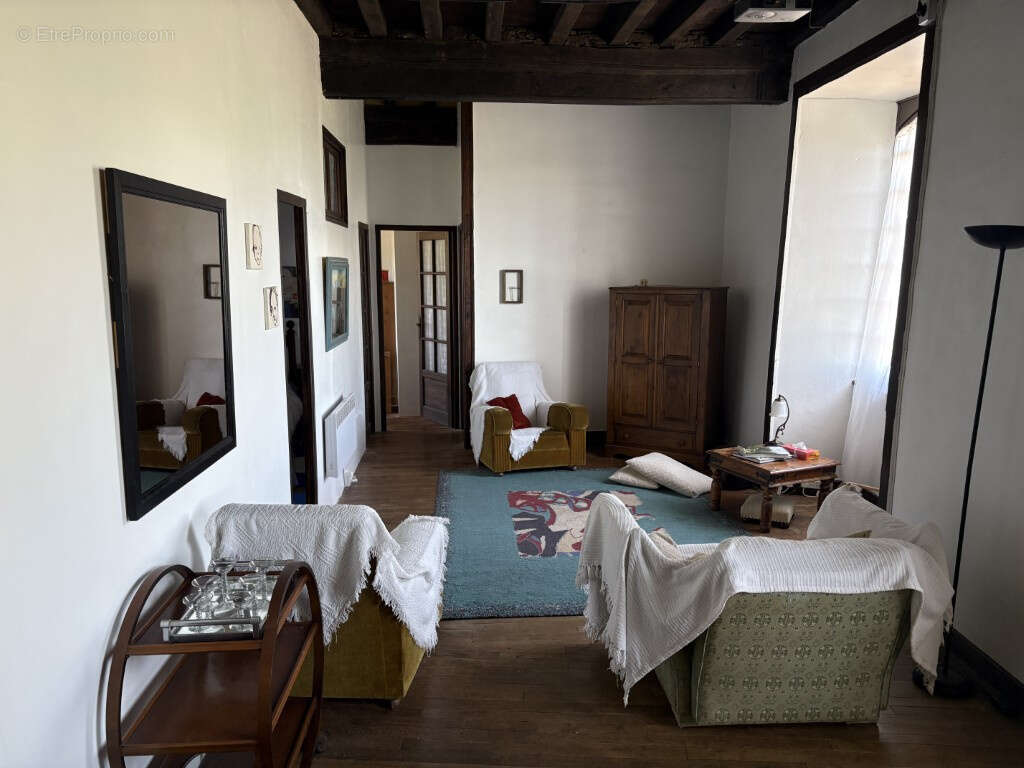 Maison à SAINT-SOLVE