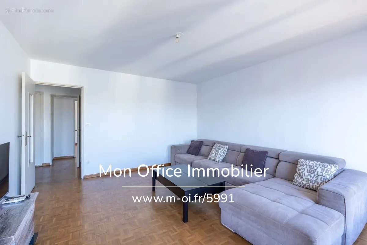Appartement à MARSEILLE-3E