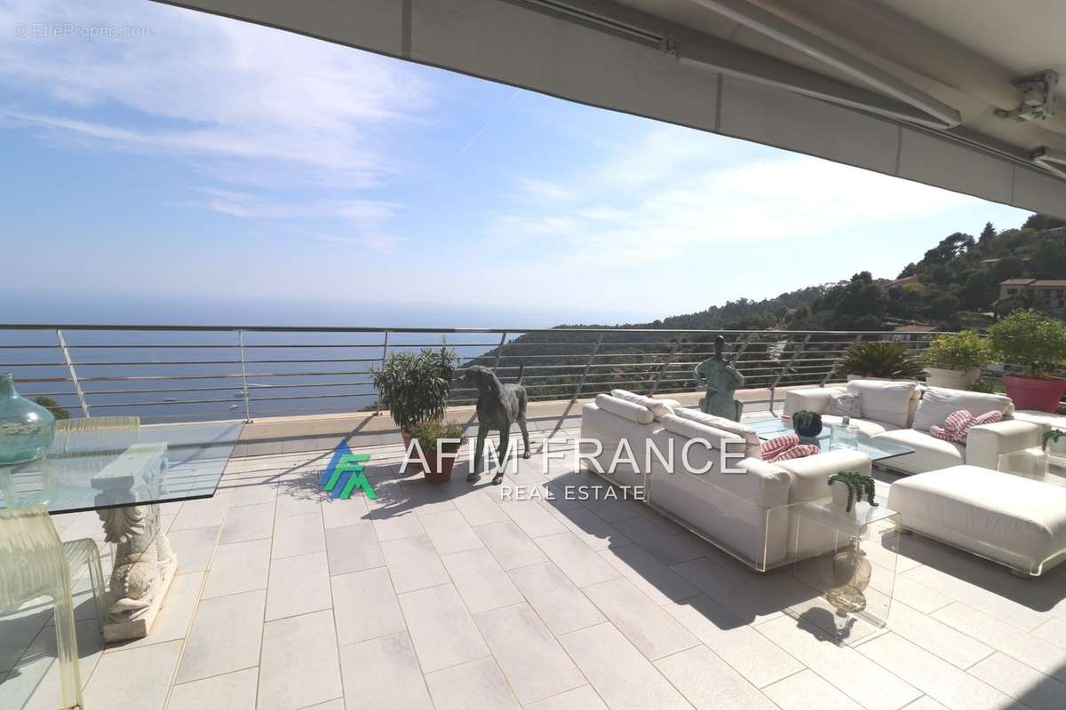 Appartement à EZE