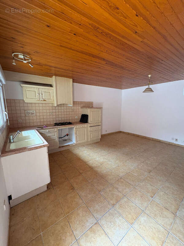 Maison de village en pierre Nebias ? 3 chambres ? Proche de Puivert - photo 3