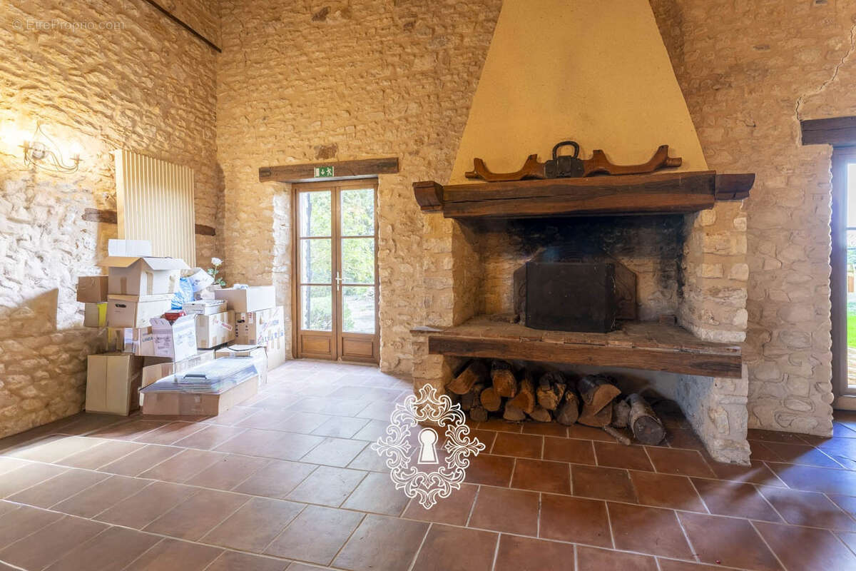 Maison à DONNEMARIE-DONTILLY