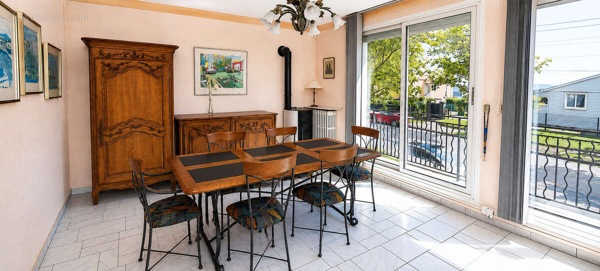 Maison Familiale de plus 170m2 avec Jardin et Garage Secteur Recherché Aplemont - photo 4