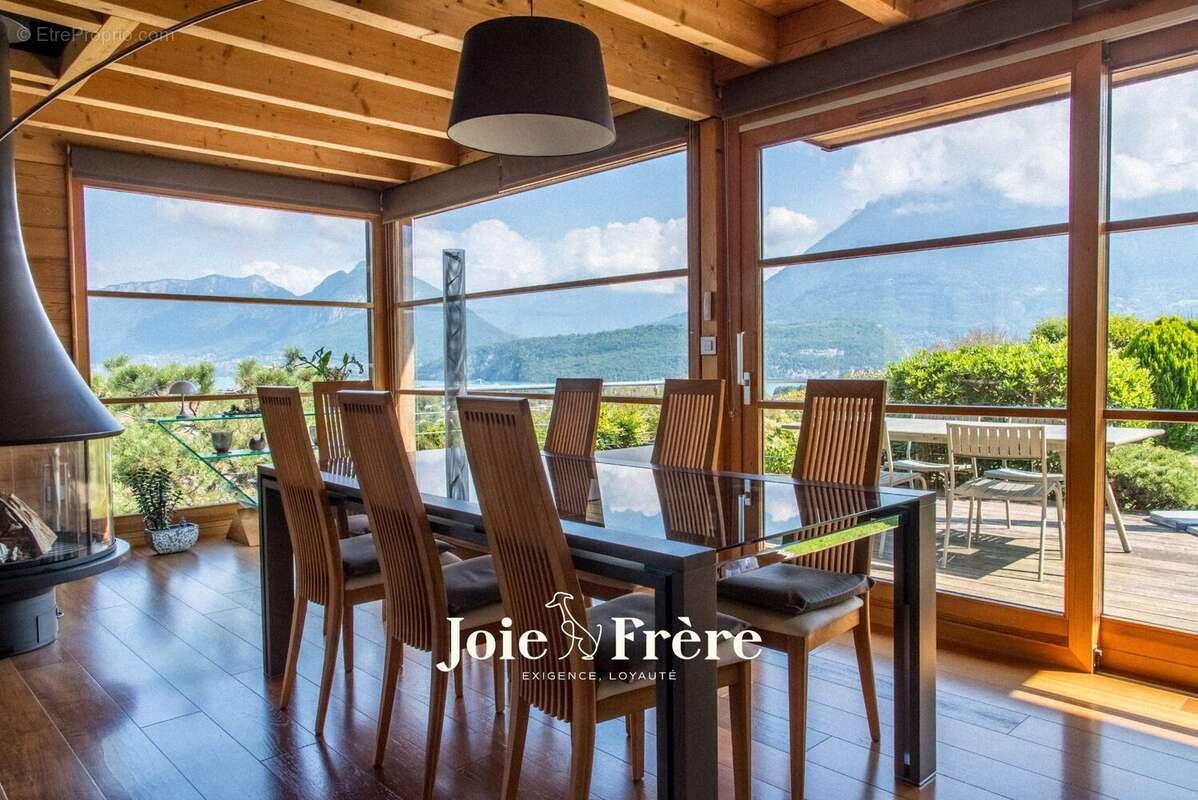 Maison à SAINT-JORIOZ