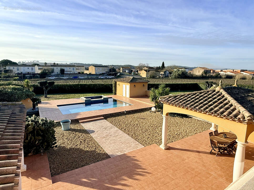 Maison à NISSAN-LEZ-ENSERUNE