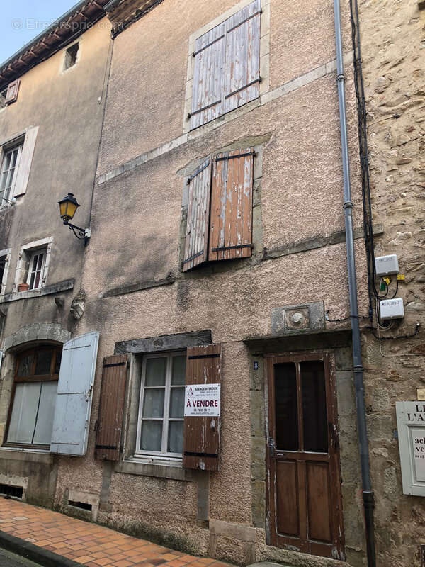 Maison à MONTOLIEU