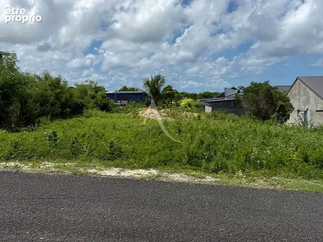 Terrain Anse Bertrand 800 m2 - photo 1