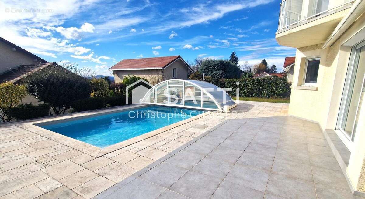 Photo 2 - Maison à LA BUISSE