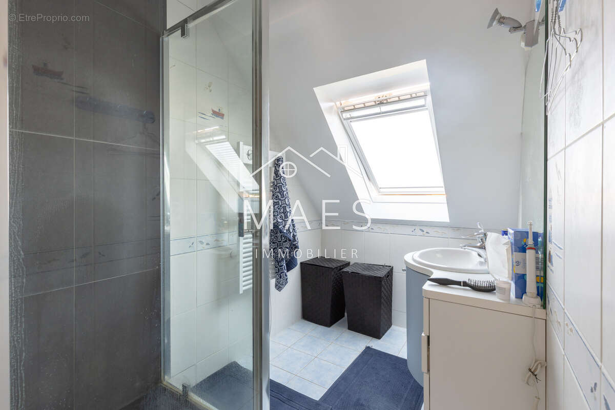 Maison à WAMBRECHIES