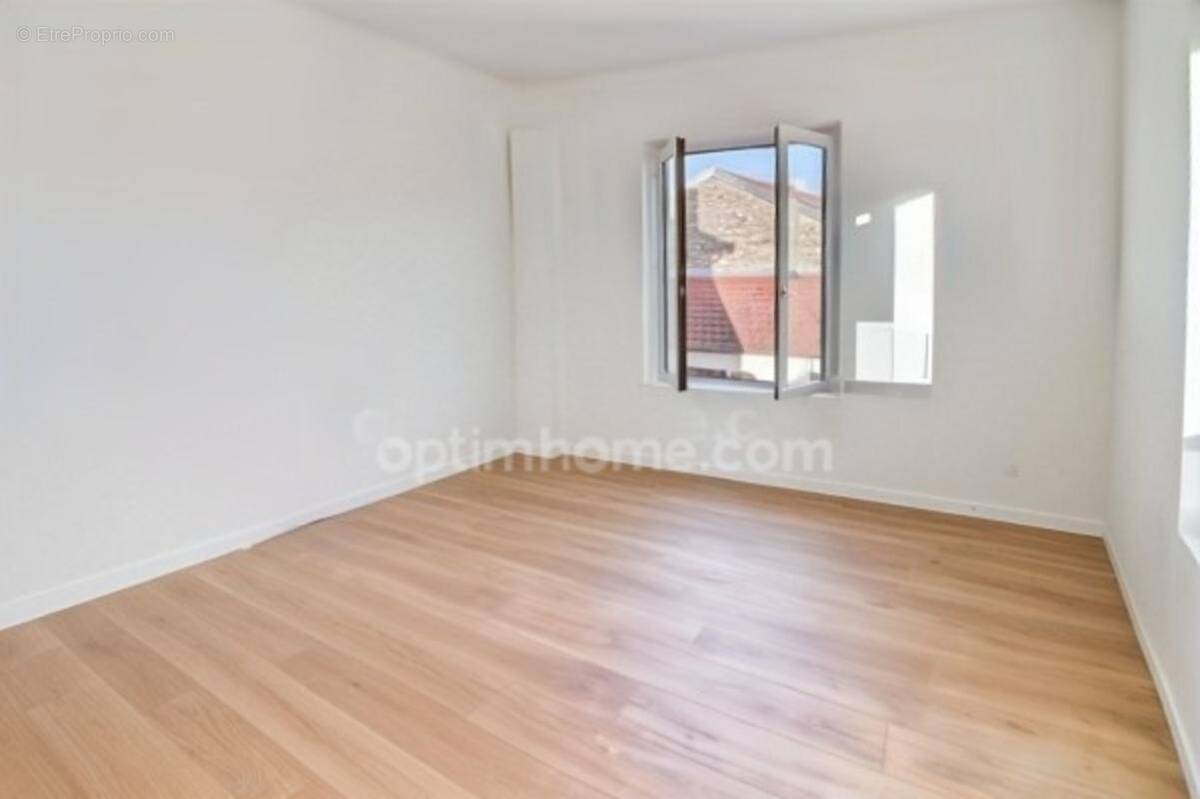 Appartement à CARRIERES-SOUS-POISSY