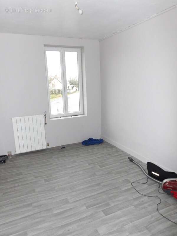 Maison à vendre 6 pièces VOUSSAC (03) - photo 10