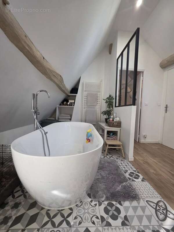 Maison à LA BOISSIERE-ECOLE