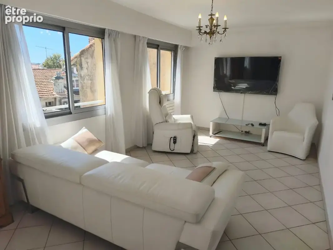 Appartement 4 pièces 98 m² à vendre à Cannes (06400) - photo 3