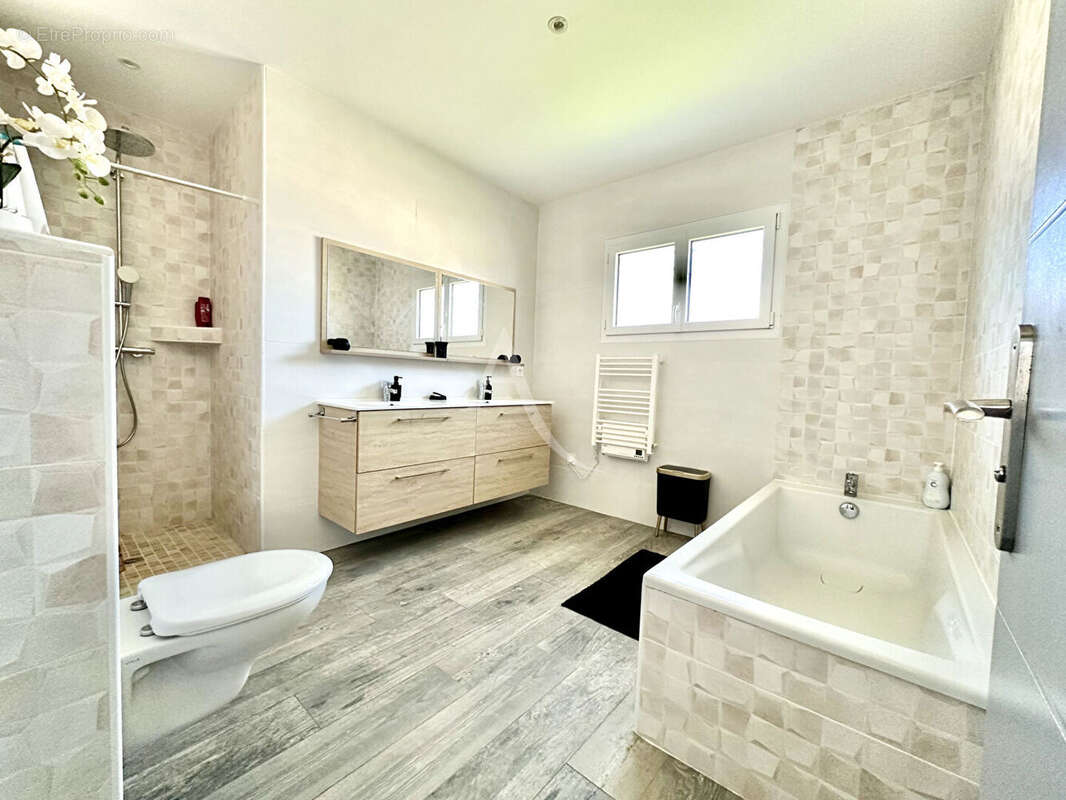 Maison à PENNAUTIER