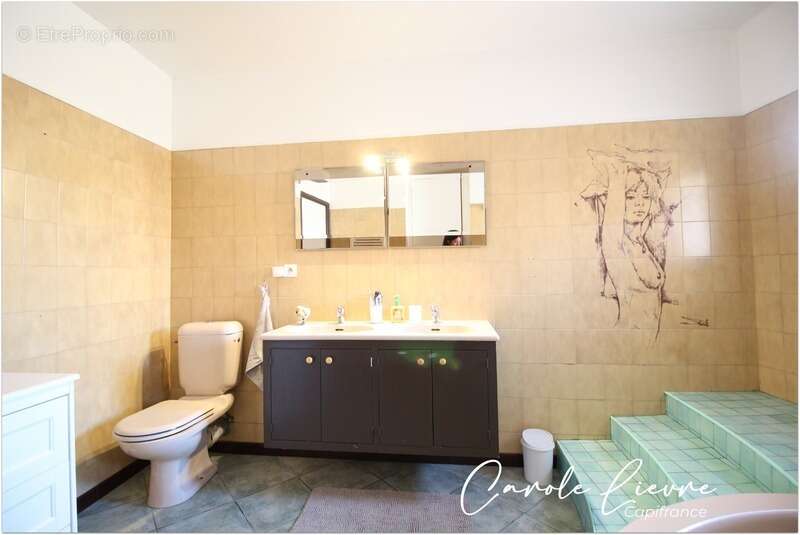 Appartement à LEZIGNAN-LA-CEBE