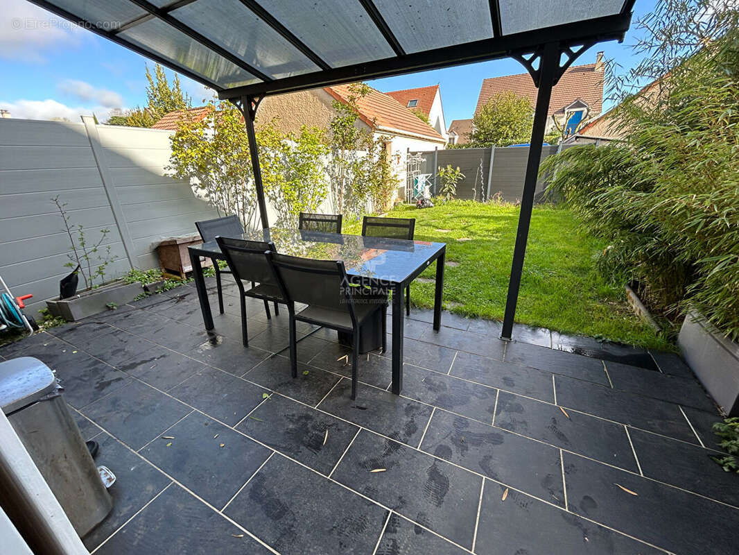 Maison à CARRIERES-SOUS-POISSY