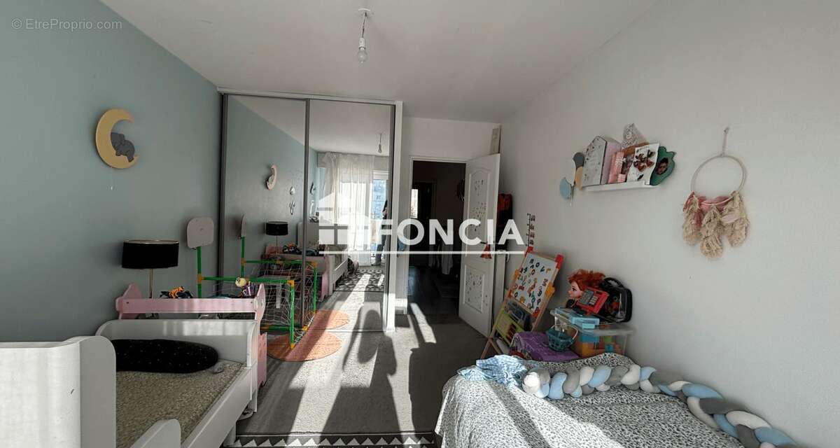 Fleury les aubrais - appartement t3 avec balcon, parking et cave - photo 9