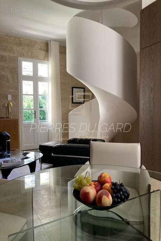 Appartement à UZES