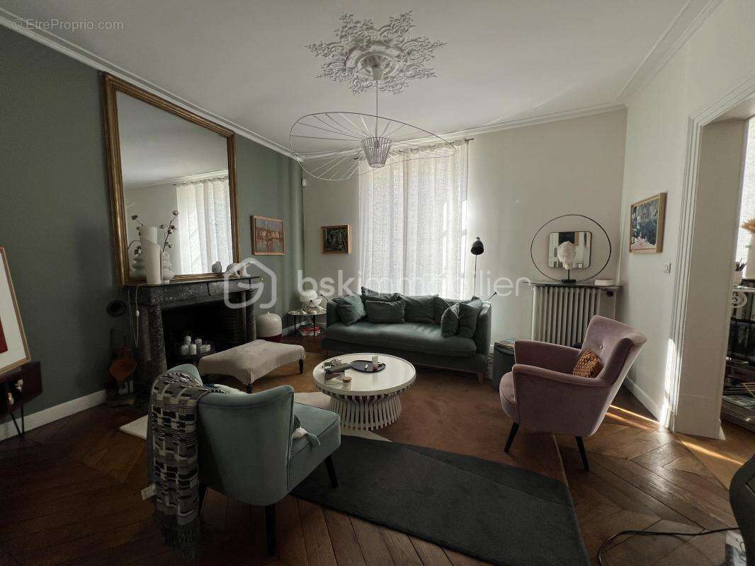Maison à ETAMPES