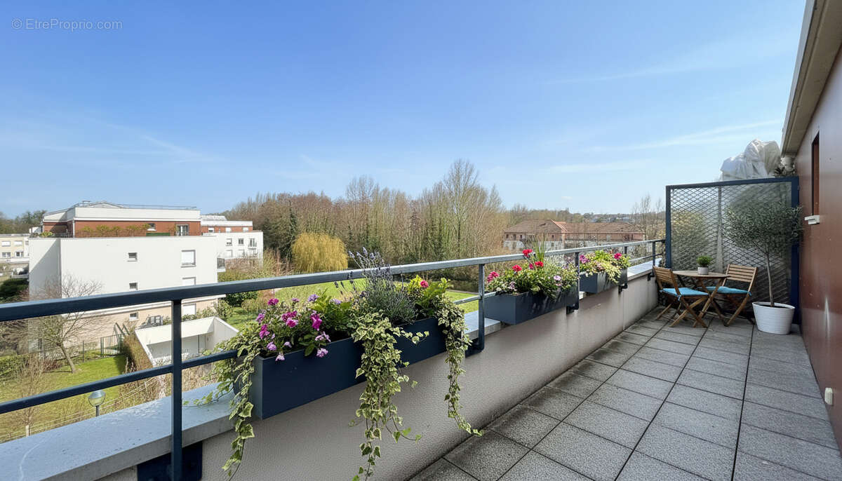 Appartement à CORBEIL-ESSONNES