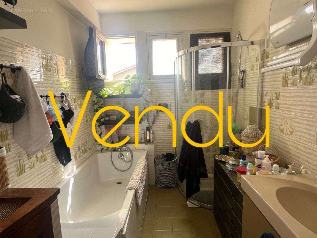 Maison à L&#039;HONOR-DE-COS