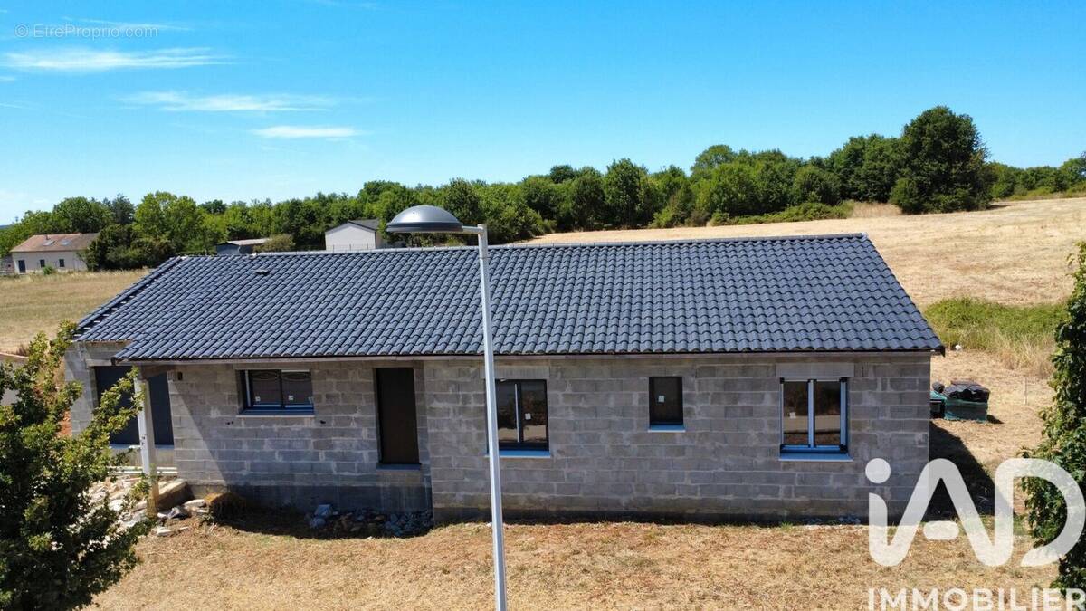 Photo 1 - Maison à VIVONNE