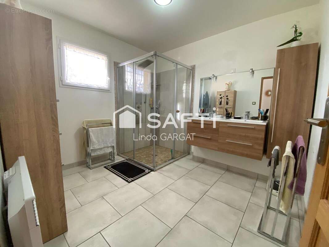 Photo 8 - Maison à SAINT-ETIENNE-DE-FOUGERES