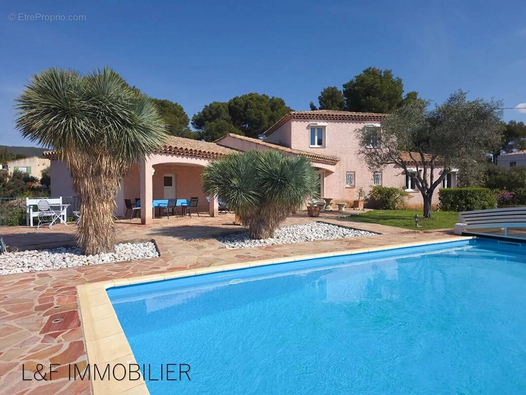 Maison à LA CADIERE-D'AZUR