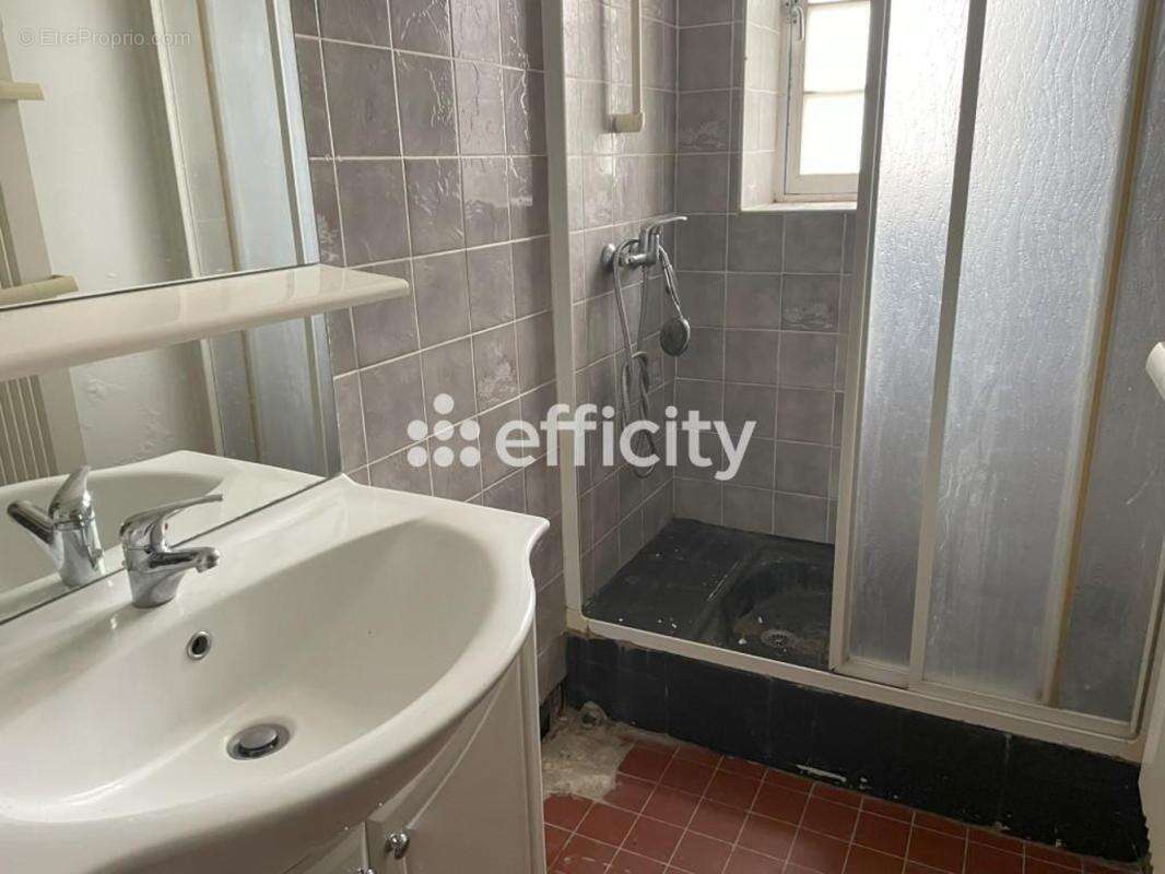 Maison à LA CHAPELLE-SOUEF