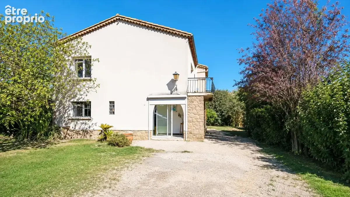Maison à LE MUY