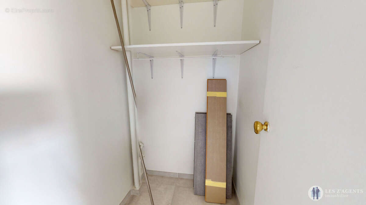 Appartement à SAINT-MARTIN-D'HERES