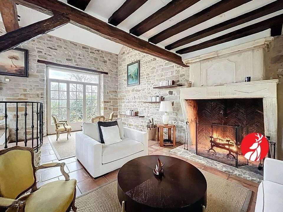 Maison à MILLY-LA-FORET