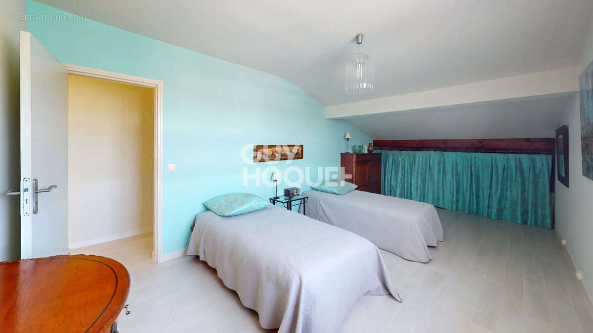 Maison SAINT JEAN DE LUZ 7 Pièces 171 m² - photo 14