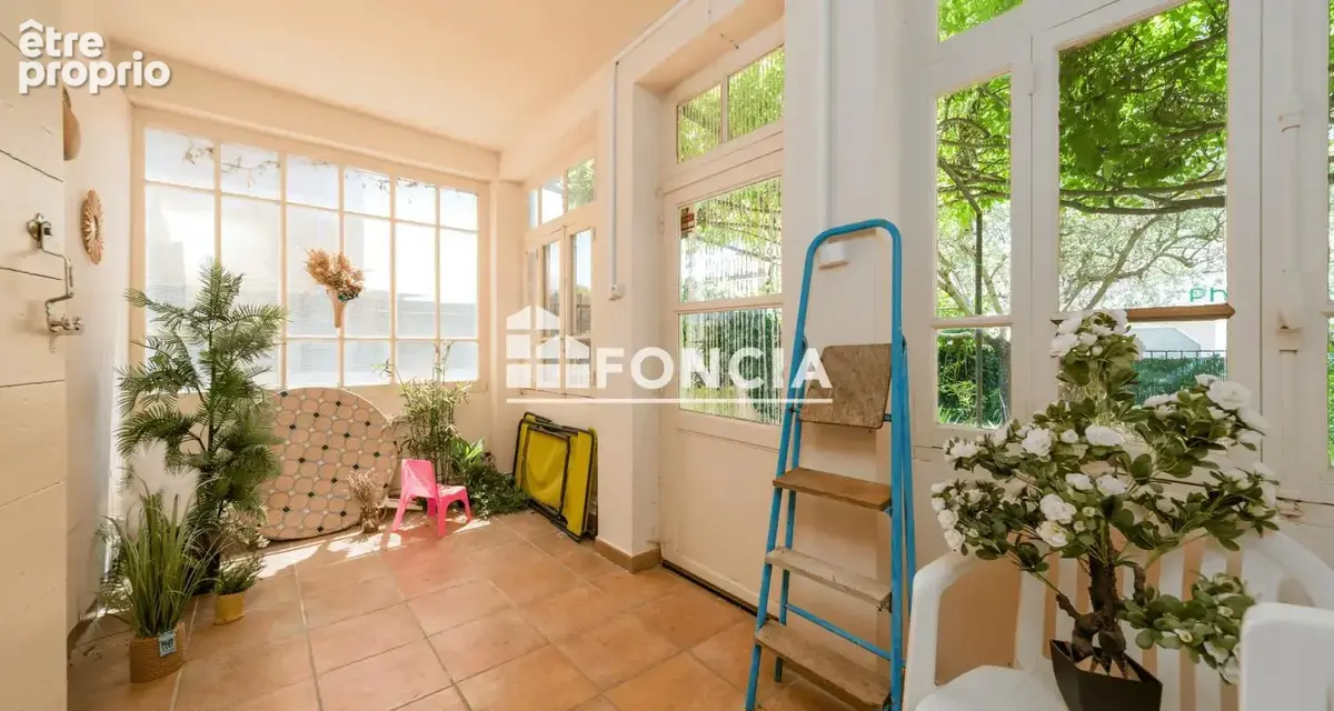 Pierrevert 04860, Spacieuse maison de village T4/5 de 125 m2 avec garage et jardin - photo 11