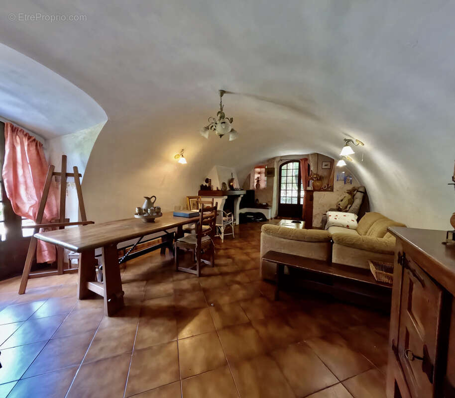 Maison à BELGENTIER