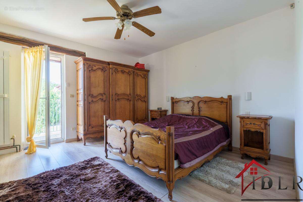 Maison de Famille (225 m2) avec Salle de Jeux et Studio Indé - photo 7