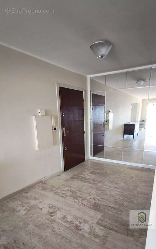 Appartement à ROQUEBRUNE-CAP-MARTIN