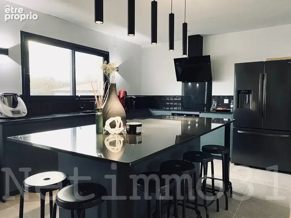 Maison contemporaine avec piscine et jardin - photo 5
