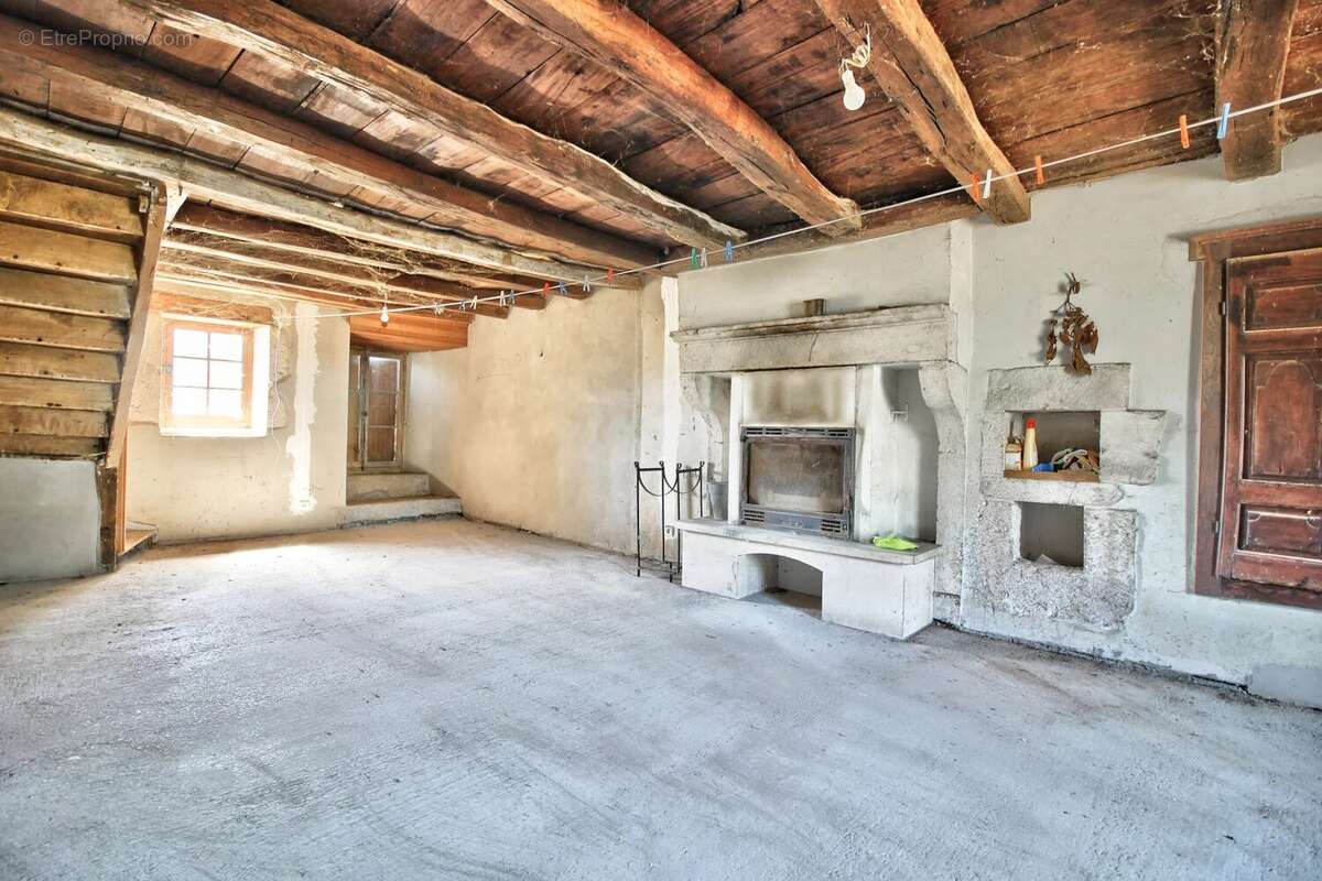 Maison de 90 m² à rénover, 1 chambre - photo 5