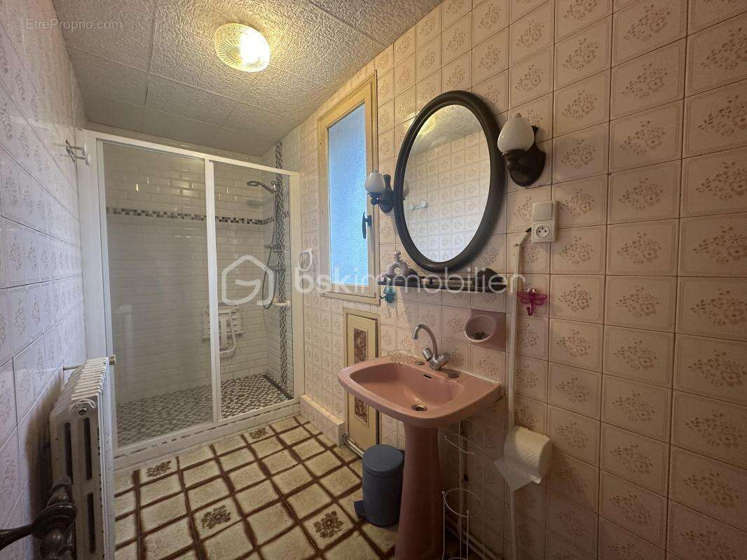 Maison à MONTEREAU-FAULT-YONNE