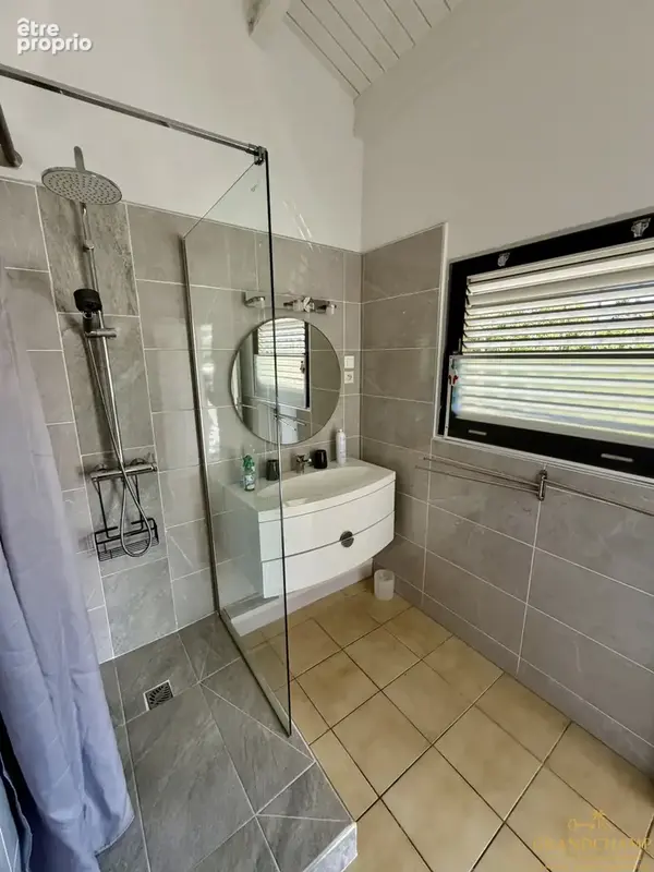 EXCLUSIVITE - T2 50m2 avec mezzanine- CUL DE SAC - photo 11