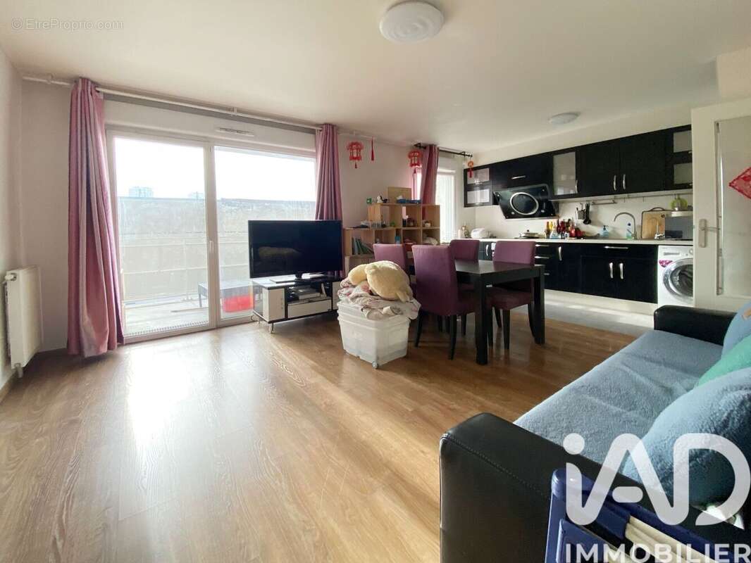 Photo 3 - Appartement à AUBERVILLIERS