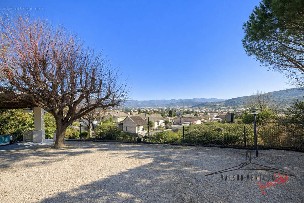 Maison à VAISON-LA-ROMAINE