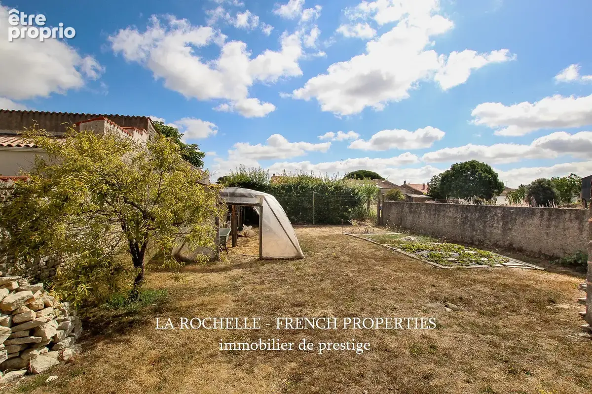 Terrain a batir - 250 m2 - proche ferrieres - photo 3